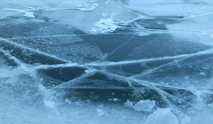 Предупреждаем об опасности выхода на тонкий лед!